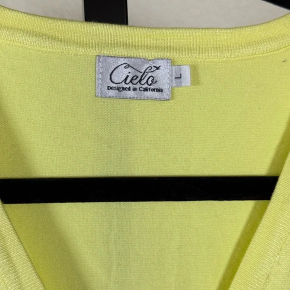 Vibrant Yellow V-Neck Cardigan L Soft Knit Button Down Layering Essential Chic - Picture 9 of 11